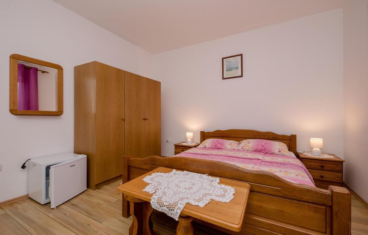 Rooms Marijana Kampor Exterior photo